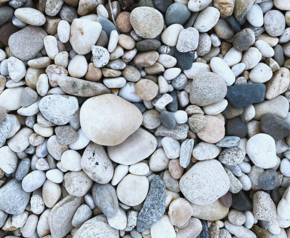 beach-rocks-2021-09-04-09-53-11-utc